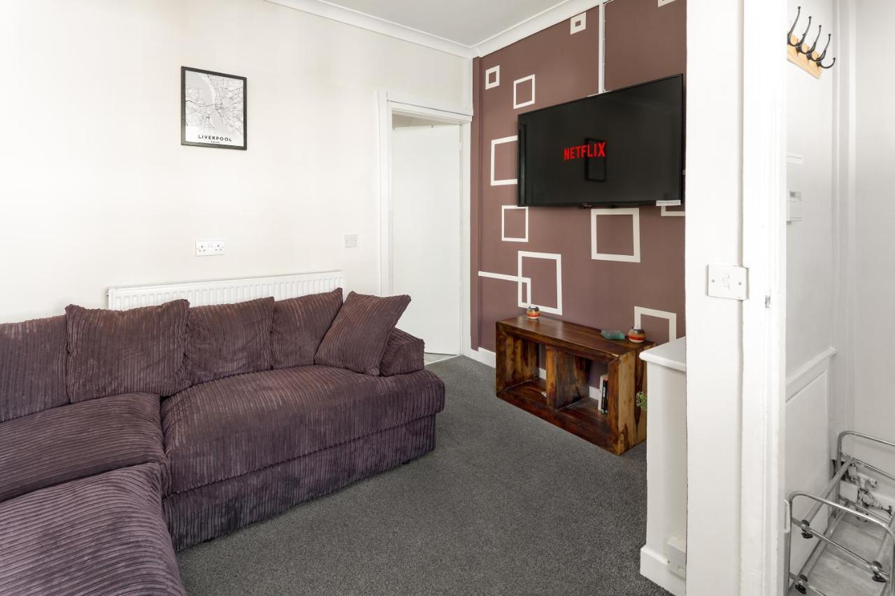 Cosy Anfield Guesthouse - Free Parking Liverpool Esterno foto