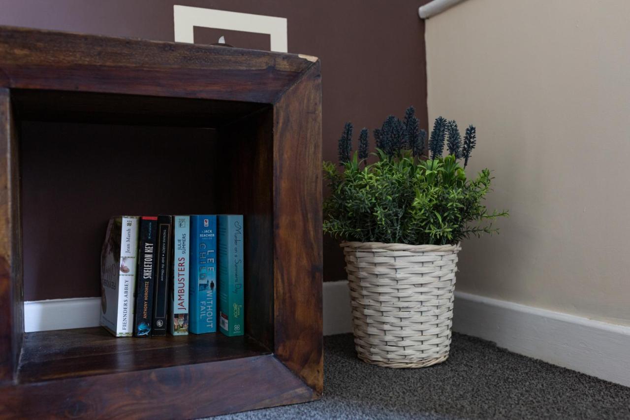 Cosy Anfield Guesthouse - Free Parking Liverpool Esterno foto