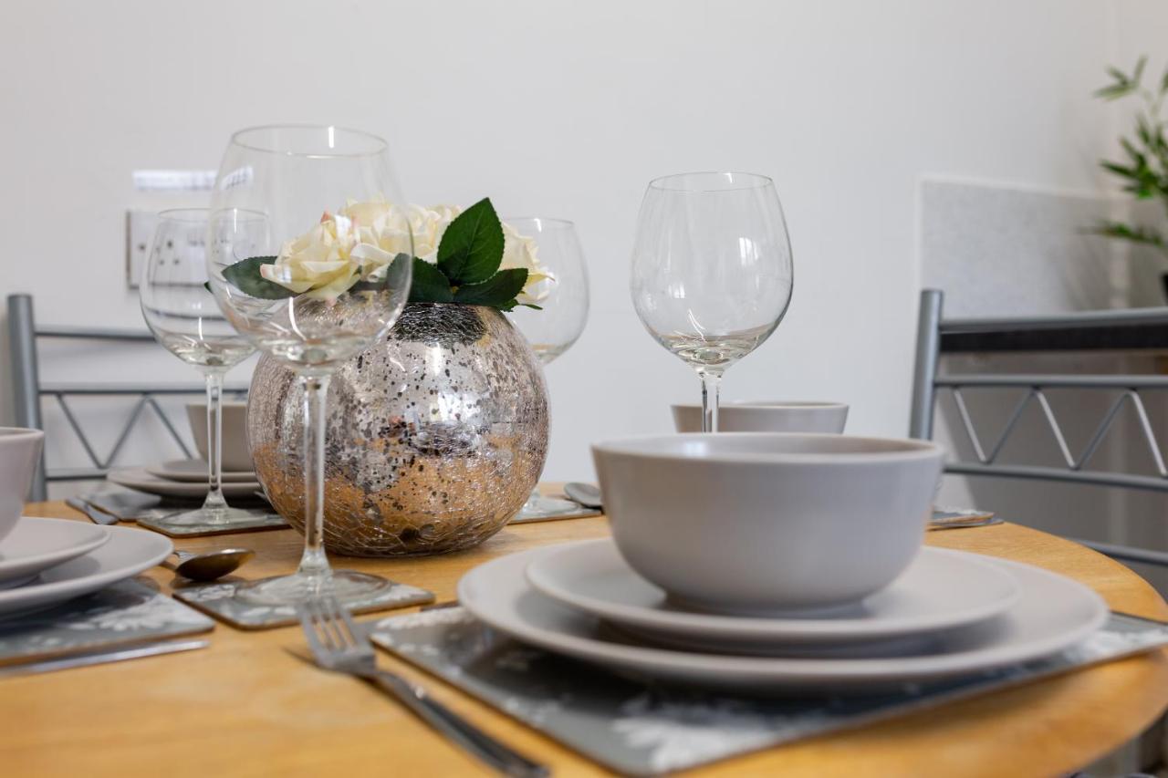 Cosy Anfield Guesthouse - Free Parking Liverpool Esterno foto